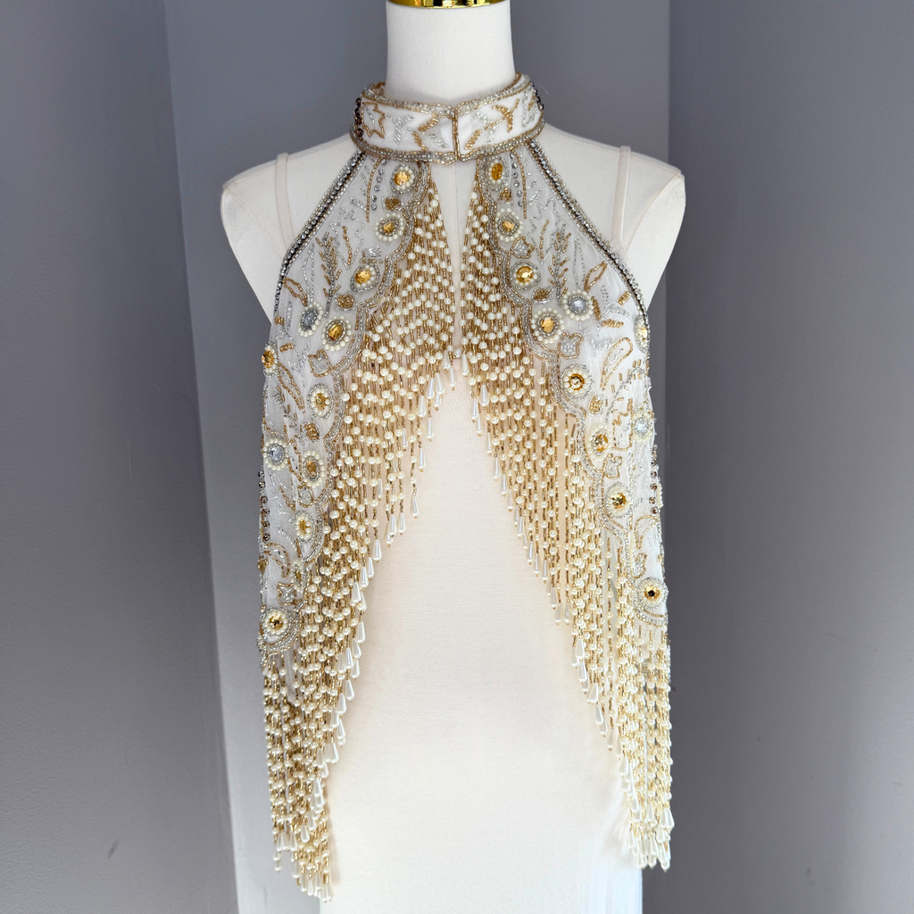The Aurora Capelet